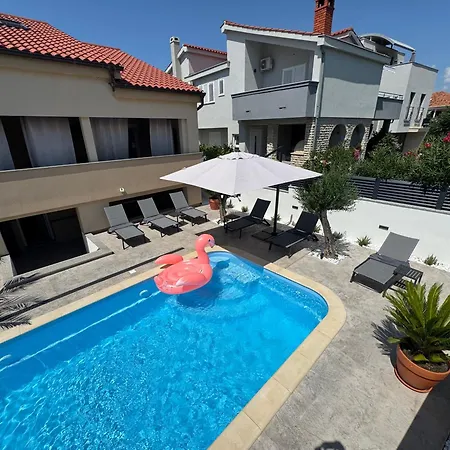 Lucic - - Zadar Villa Privlaka (Zadar)